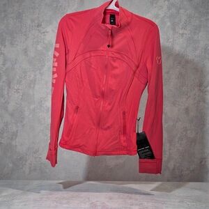 Lululemon Athletica Women's Define Nulu Disney Colaboration Jacket NWT Sz 6